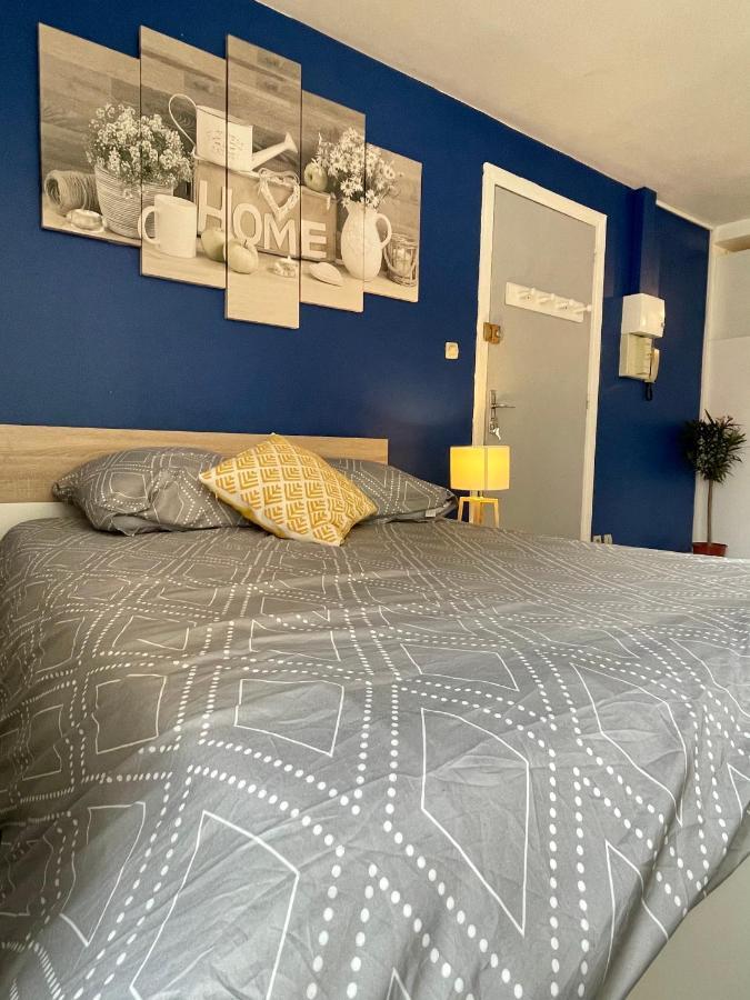 Appartement Entier Moissac Centre 30 M2 Calme Avec Cour Interieure Pour Velos A 50M Du Marche De มอยส์ซัก ภายนอก รูปภาพ